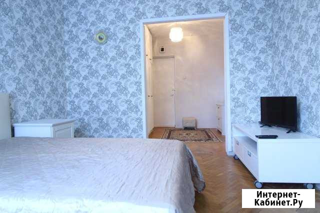 2-комнатная квартира, 70 м², 4/10 эт. в аренду посуточно в Москве Москва - изображение 1