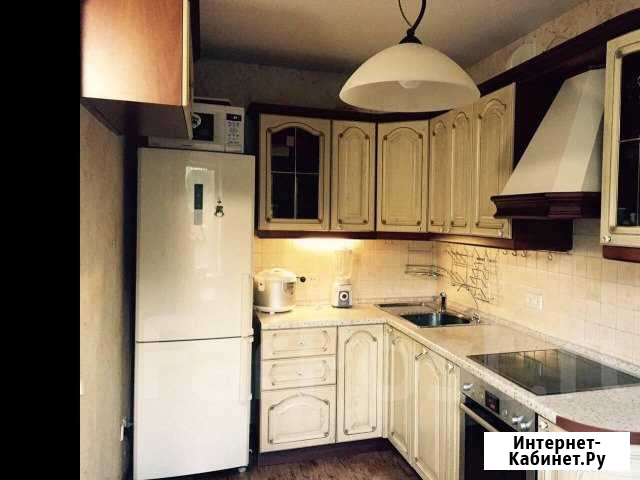 2-комнатная квартира, 60 м², 3/9 эт. в аренду посуточно во Владивостоке Владивосток - изображение 1