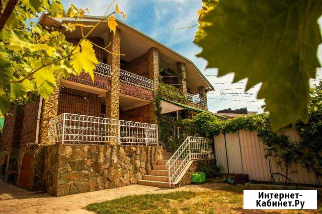 Комната 15 м² в 9-ком. кв., 2/2 эт. в аренду посуточно в Архипо-Осиповке Архипо-Осиповка - изображение 1
