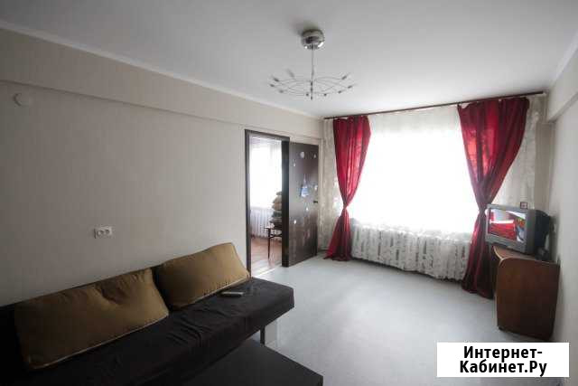 2-комнатная квартира, 45 м², 1/5 эт. в аренду посуточно в Новосибирске Новосибирск - изображение 1