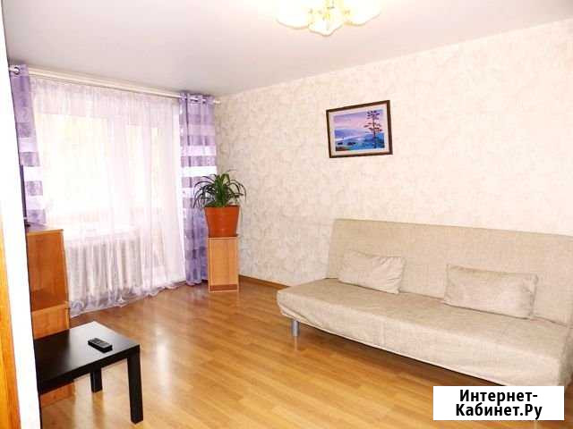 3-комнатная квартира, 60 м², 3/5 эт. в аренду посуточно в Новокузнецке Новокузнецк - изображение 1