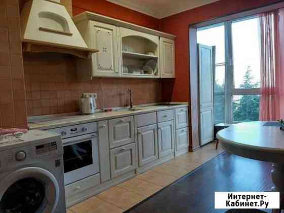 2-комнатная квартира, 60 м², 6/12 эт. на продажу в Алуште Алушта