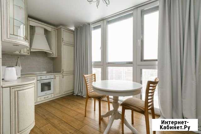 2-комнатная квартира, 76 м², 14/18 эт. в аренду посуточно в Новосибирске Новосибирск - изображение 1