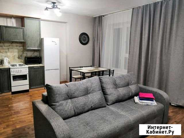 1-комнатная квартира, 50 м², 6/10 эт. в аренду посуточно в Иркутске Иркутск - изображение 1