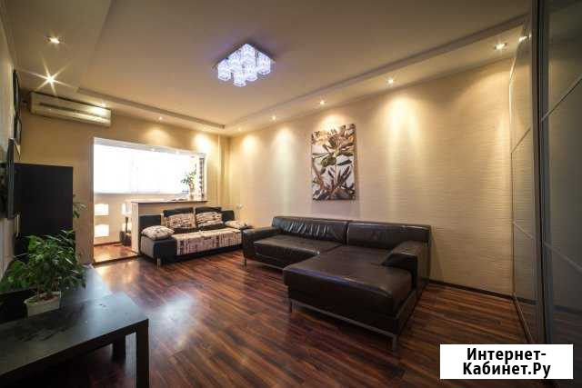 3-комнатная квартира, 72 м², 1/9 эт. в аренду посуточно в Астрахани Астрахань - изображение 1