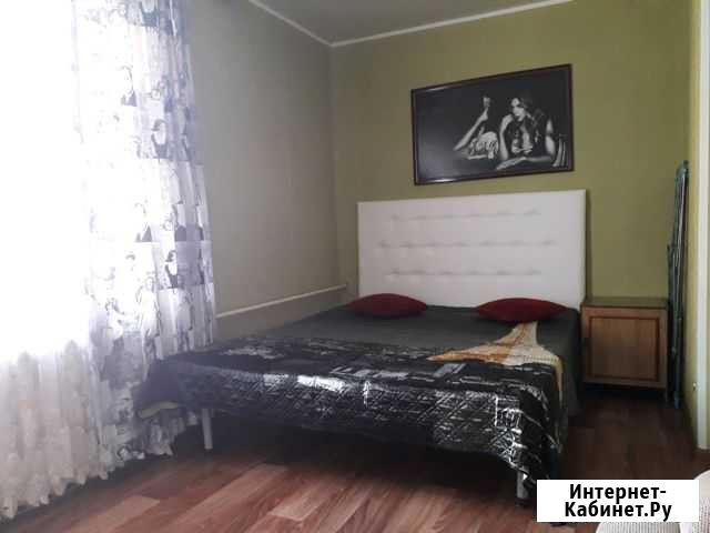 1-комнатная квартира, 35 м², 2/5 эт. в аренду посуточно в Балаково Балаково - изображение 1