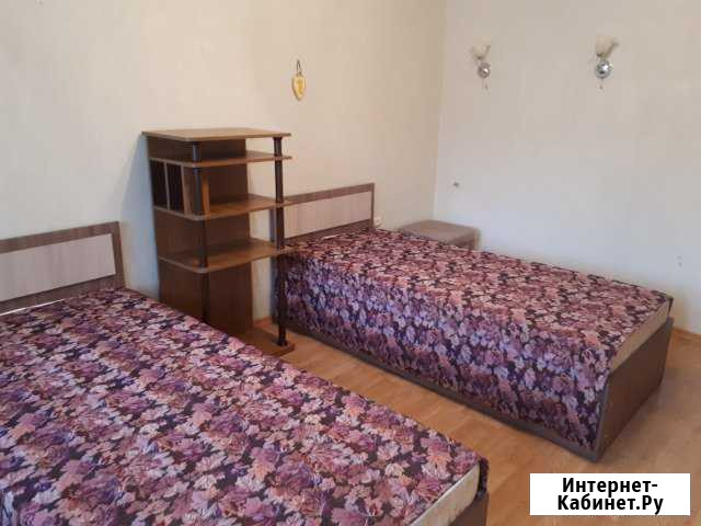 3-комнатная квартира, 65 м², 2/5 эт. в аренду посуточно в Урае Урай - изображение 1