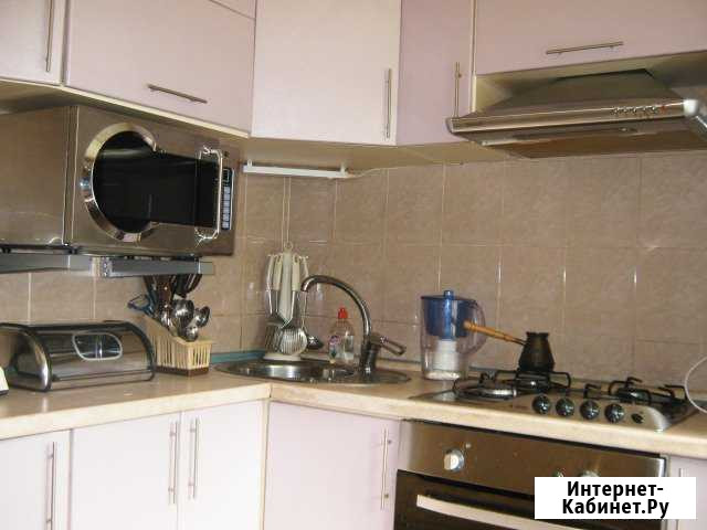 1-комнатная квартира, 36 м², 1/5 эт. в аренду посуточно в Саратове Саратов - изображение 1