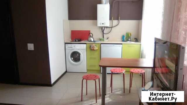 1-комнатная квартира, 30 м², 4/5 эт. в аренду посуточно в Артемовском Артемовский - изображение 1