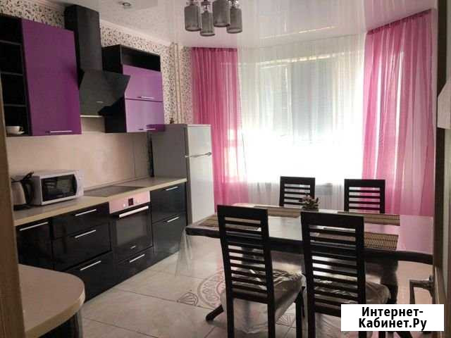 2-комнатная квартира, 68 м², 7/15 эт. в аренду посуточно в Оренбурге Оренбург - изображение 1