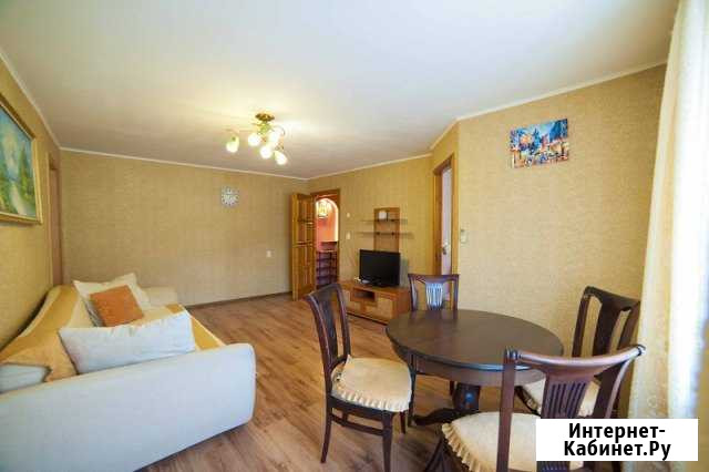 2-комнатная квартира, 55 м², 2/5 эт. в аренду посуточно в Хабаровске Хабаровск - изображение 1