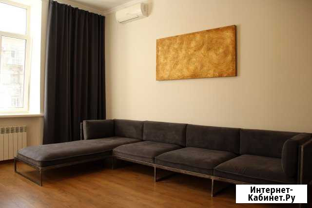 2-комнатная квартира, 85 м², 2/3 эт. в аренду посуточно в Севастополе Севастополь - изображение 1