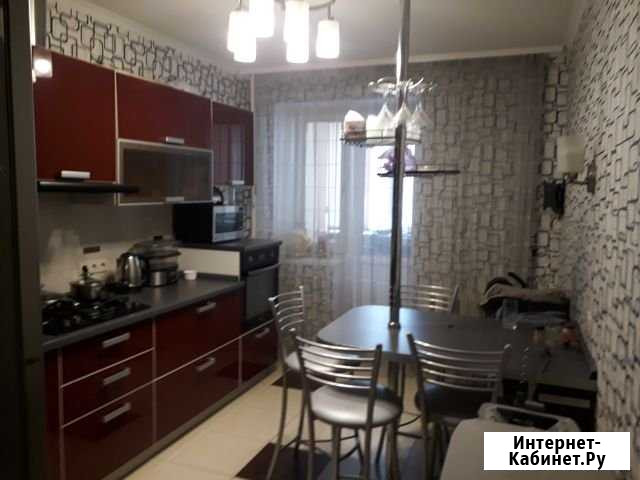 1-комнатная квартира, 48 м², 4/10 эт. в аренду посуточно в Саратове Саратов - изображение 1