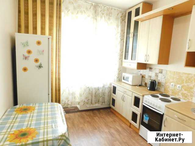 1-комнатная квартира, 40 м², 3/9 эт. в аренду посуточно в Нижневартовске Нижневартовск - изображение 1