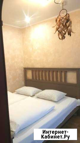 2-комнатная квартира, 45 м², 1/3 эт. в аренду посуточно в Омске Омск - изображение 1