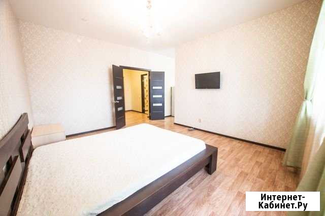 1-комнатная квартира, 42 м², 7/24 эт. в аренду посуточно в Красноярске Красноярск - изображение 1