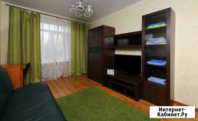 2-комнатная квартира, 80 м², 2/5 эт. в аренду посуточно в Омске Омск - изображение 1