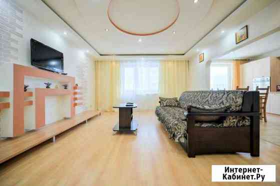 3-комнатная квартира, 98 м², 3/10 эт. в аренду посуточно в Челябинске Челябинск