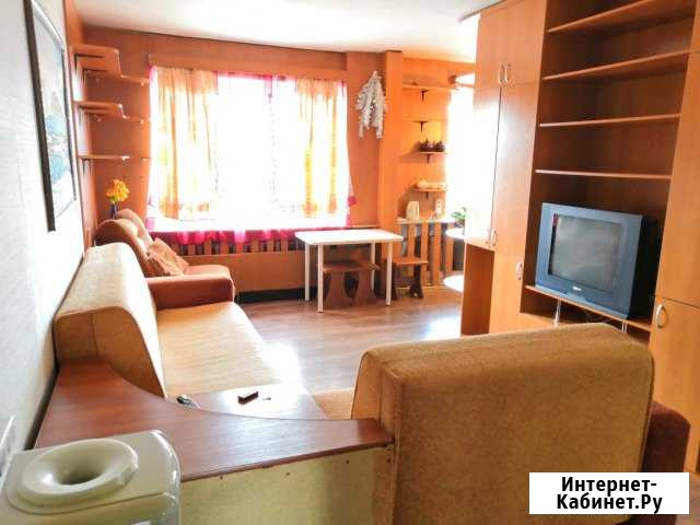 2-комнатная квартира, 46 м², 3/5 эт. в аренду посуточно в Новосибирске Новосибирск - изображение 1