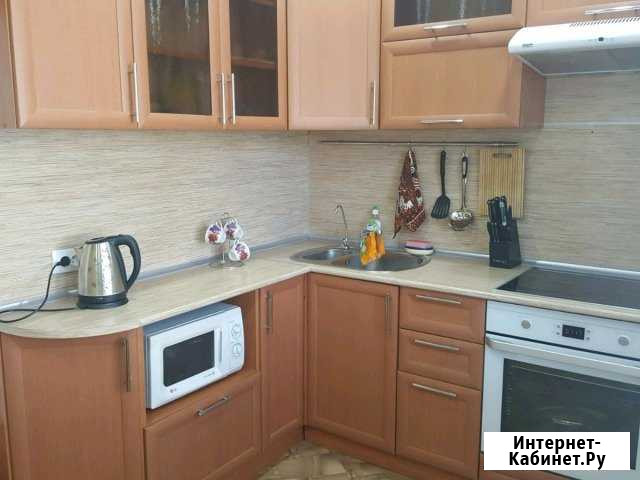 2-комнатная квартира, 52 м², 1/3 эт. в аренду посуточно в Свободном Амурской области Свободный - изображение 1