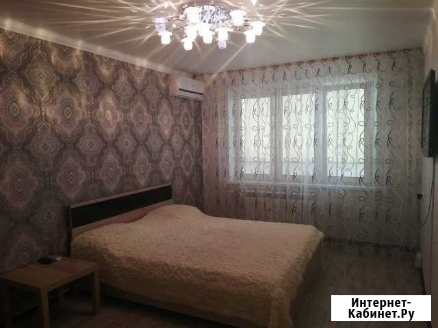 1-комнатная квартира, 40 м², 1/10 эт. в аренду посуточно в Альметьевске Альметьевск - изображение 1