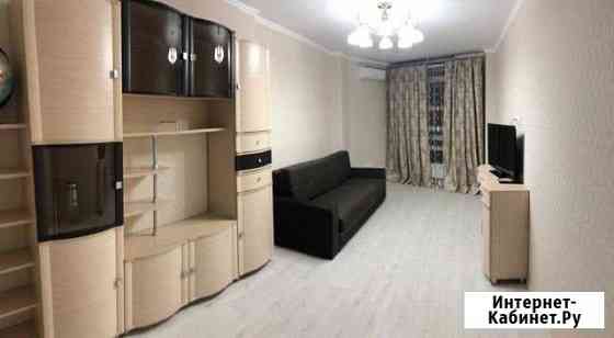 1-комнатная квартира, 50 м², 4/13 эт. в аренду посуточно в Новороссийске Новороссийск