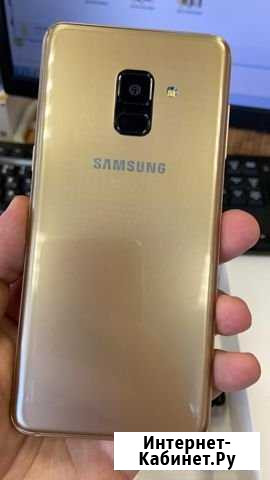 Телефон Samsung A530F/DS Galaxy A8 (2018) Gold Санкт-Петербург - изображение 1