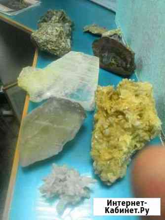 Коллекция полудрагоценных камней Курган