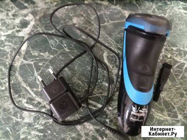 Электробритва Philips AT750 Сосновый Бор - изображение 1