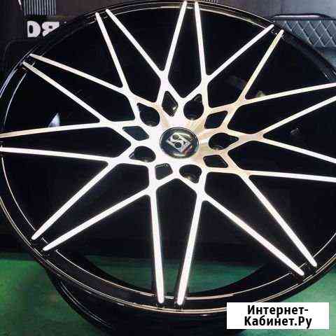 Разноширокие R19 Koko Kuture на BMW 3/5 F10/F30 Калининград