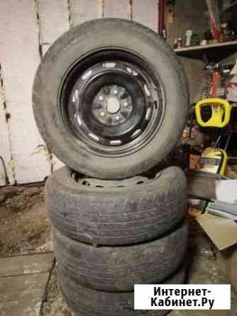 Продам на докат(продажу) dunlop 185/70r14 Ачинск