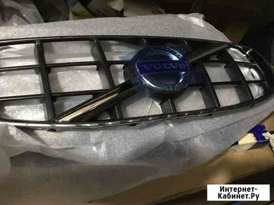 Решетка радиатора Вольво 31323007 volvo XC70 II Рязань