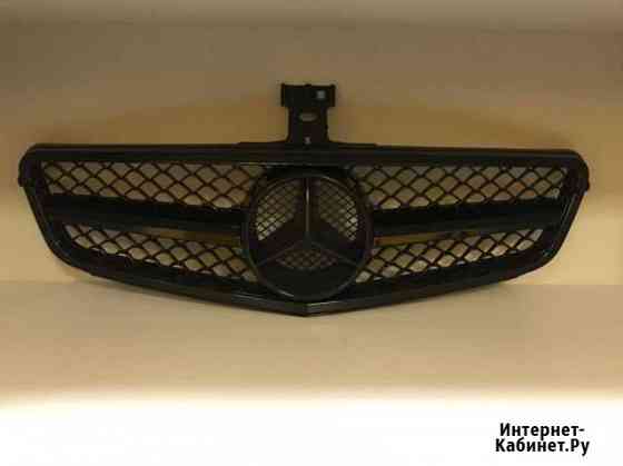 Решетка радиатора на Mercedes W204 Казань