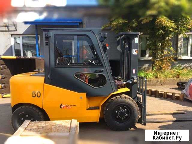 LiuGong 50 Вилочный погрузчик с кабиной Лог - изображение 1