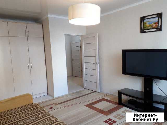 1-комнатная квартира, 40 м², 3/5 эт. в аренду посуточно в Красноярске Красноярск - изображение 1