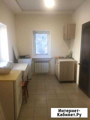 Комната 15 м² в 4-ком. кв., 1/2 эт. в аренду на длительный срок в Геленджике Геленджик - изображение 1