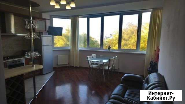 3-комнатная квартира, 120 м², 5/6 эт. на продажу в Феодосии Феодосия - изображение 1
