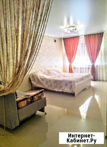 1-комнатная квартира, 45 м², 1/10 эт. в аренду посуточно в Саратове Саратов - изображение 1