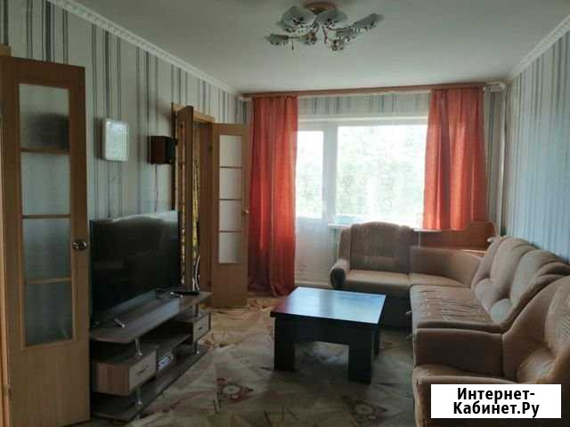 4-комнатная квартира, 60 м², 3/5 эт. в аренду посуточно в Яровом Яровое - изображение 1