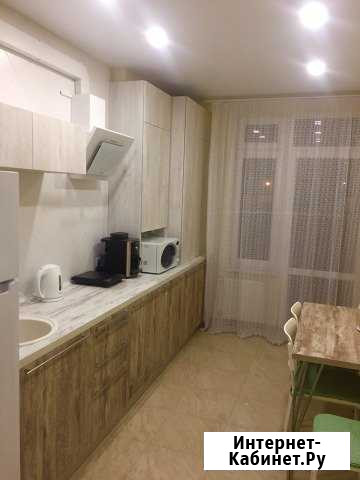 1-комнатная квартира, 43 м², 2/9 эт. в аренду посуточно в Севастополе Севастополь - изображение 1
