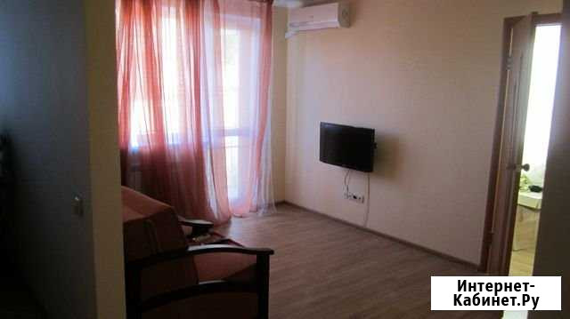 2-комнатная квартира, 43 м², 3/4 эт. в аренду посуточно в Севастополе Севастополь - изображение 1