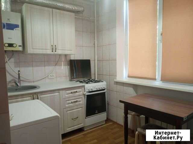 2-комнатная квартира, 55 м², 3/5 эт. в аренду на длительный срок в Симферополе Симферополь - изображение 1