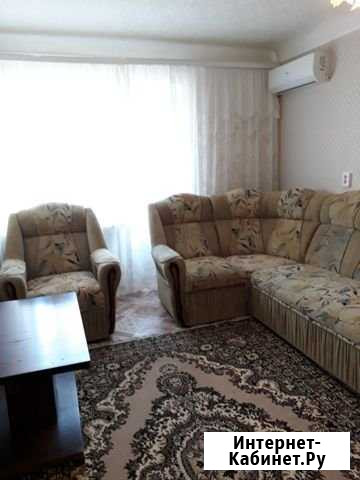 2-комнатная квартира, 45 м², 3/4 эт. в аренду посуточно в Шахтах Шахты - изображение 1