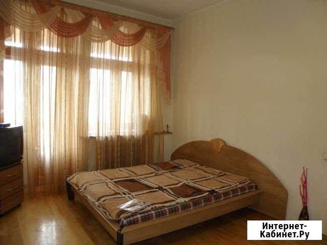 1-комнатная квартира, 42 м², 3/5 эт. в аренду посуточно в Магнитогорске Магнитогорск - изображение 1