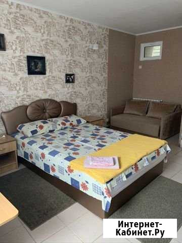 Комната 15 м² в 1-ком. кв., 1/1 эт. в аренду посуточно в Феодосии Феодосия - изображение 1