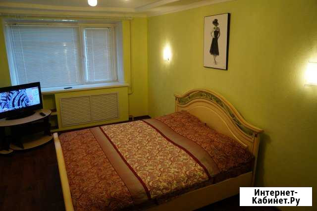 1-комнатная квартира, 33 м², 1/5 эт. в аренду посуточно в Магнитогорске Магнитогорск - изображение 1