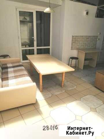 2-комнатная квартира, 42 м², 2/2 эт. в аренду посуточно в Алуште Алушта - изображение 1