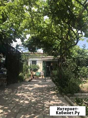 Комната 16 м² в 5-ком. кв., 1/1 эт. в аренду посуточно в Евпатории Евпатория - изображение 1