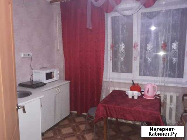 1-комнатная квартира, 30 м², 1/2 эт. в аренду посуточно в Югорске Югорск - изображение 1