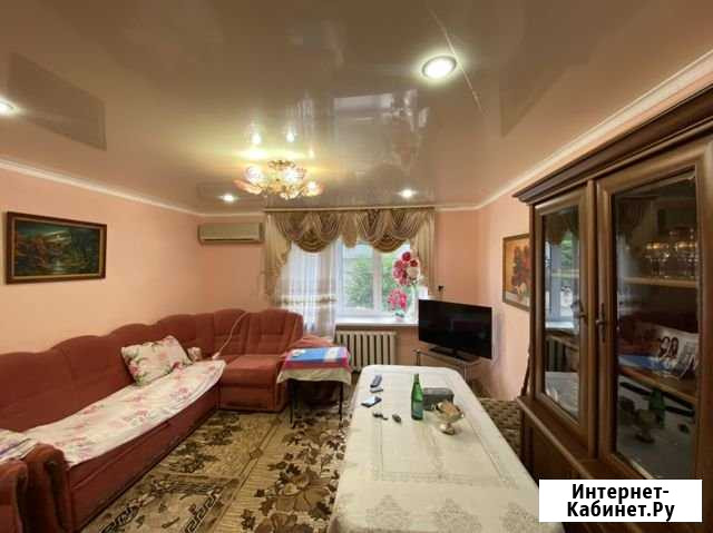 2-комнатная квартира, 52 м², 1/5 эт. в аренду на длительный срок в Армавире Армавир - изображение 1